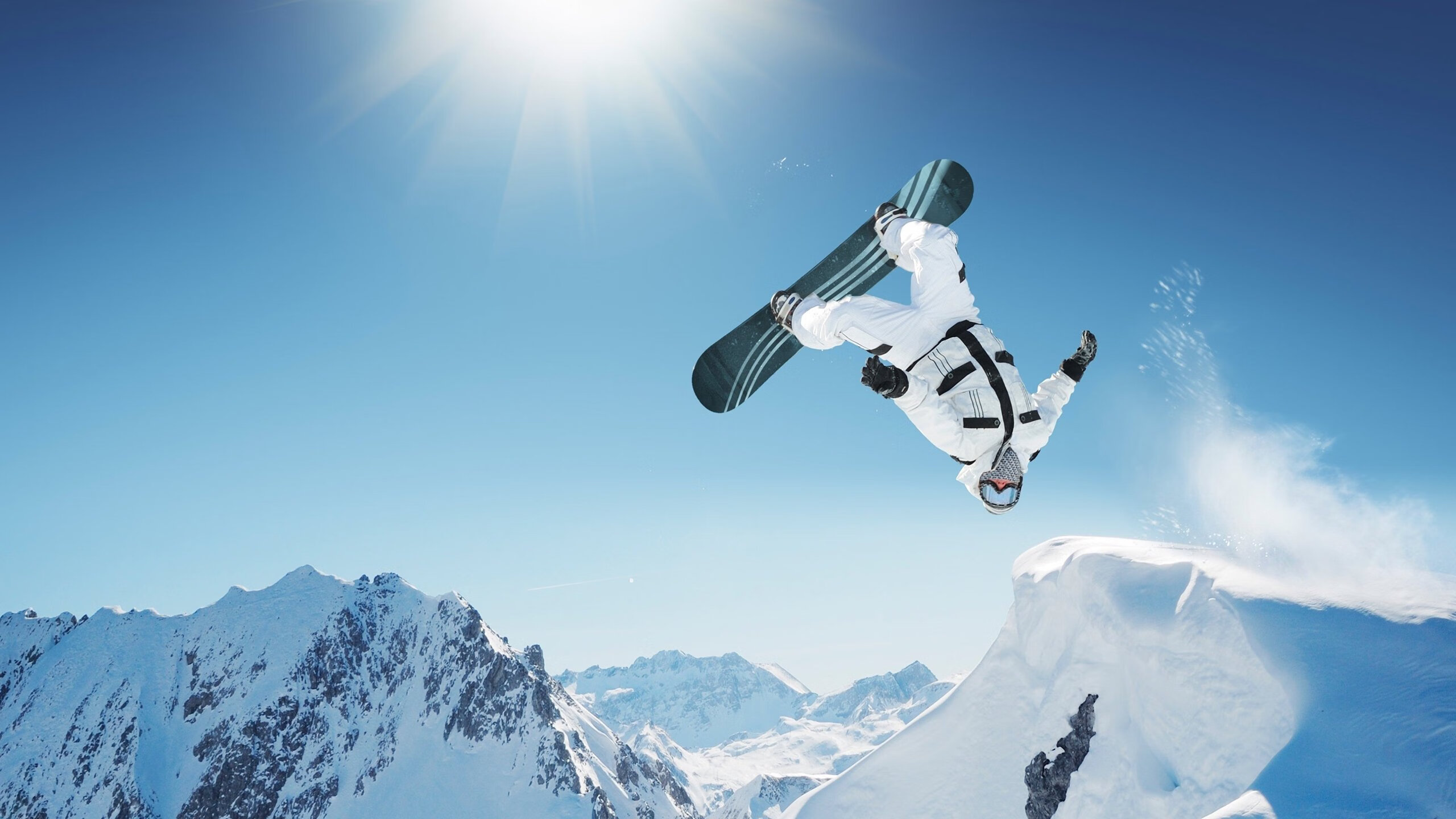 勒布朗·詹姆斯独挑大梁,凯尔特人团队统治击溃雷霆